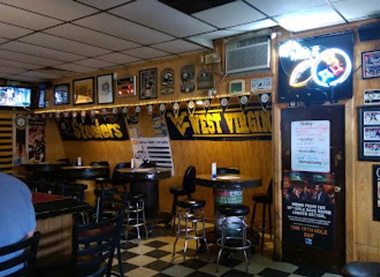 west-virginia/wheeling/bar/19th-hole