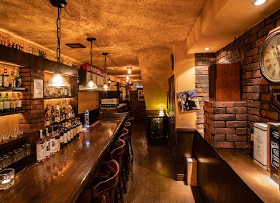 japan/kanazawa/nagamachi-samurai-district/bar/blue-bar