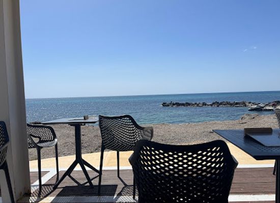cyprus/paphos-forest/bar/paradise-cove-bar