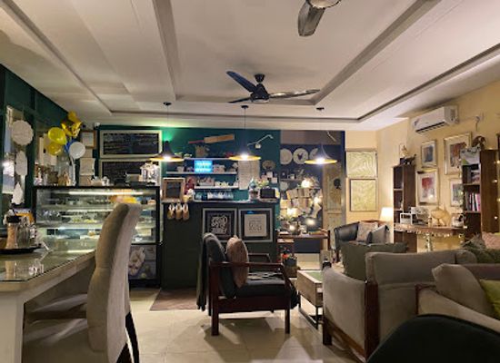 pakistan/northern-areas/bar/the-cherrytree-cafe