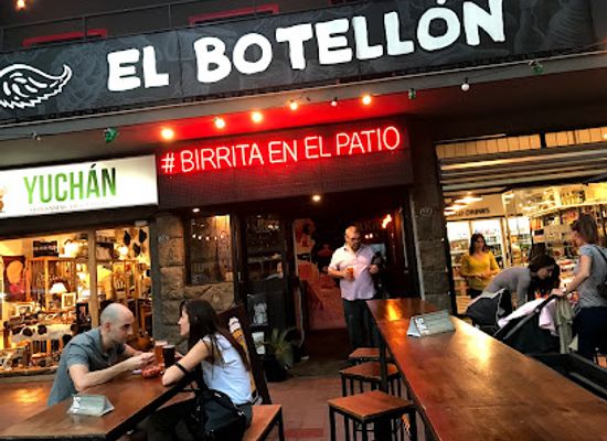 argentina/mendoza-wine-region/bar/el-botellon-bar-cultural