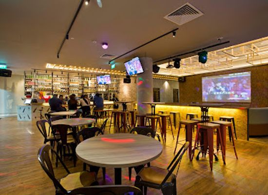 singapore/tampines/bar/7th-heaven-ktv-and-cafe
