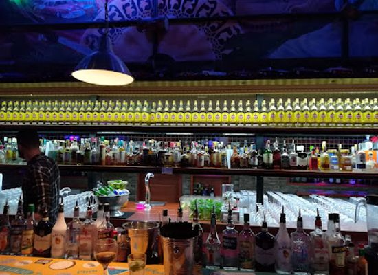 hungary/gyor/bar/torony-orlando-s-bar
