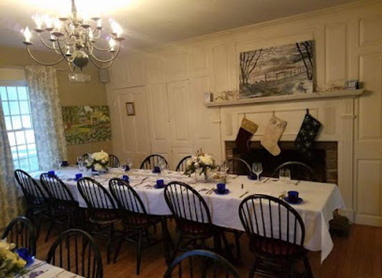 connecticut/tolland-county/bar/monet-s-table-restaurant