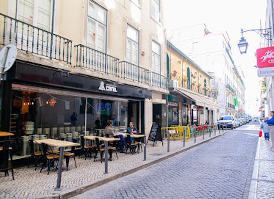 portugal/lisbon/baixa/bar/cerveja-canil-baixa-craft-beer