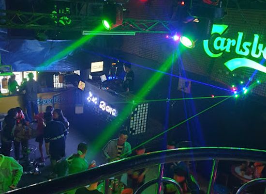 laos/houaphanh-province/bar/just-dance