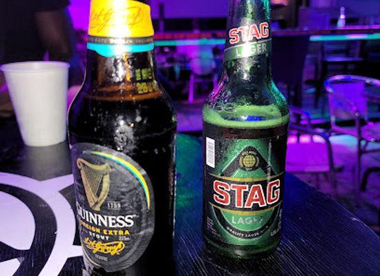 grenada/saint-mark/bar/rumours-bar