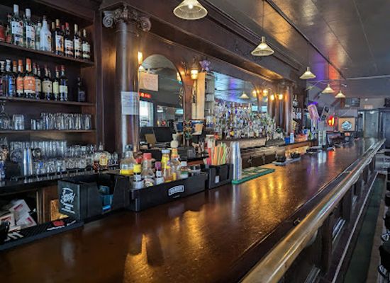 nevada/lamoille-canyon/bar/silver-dollar-club