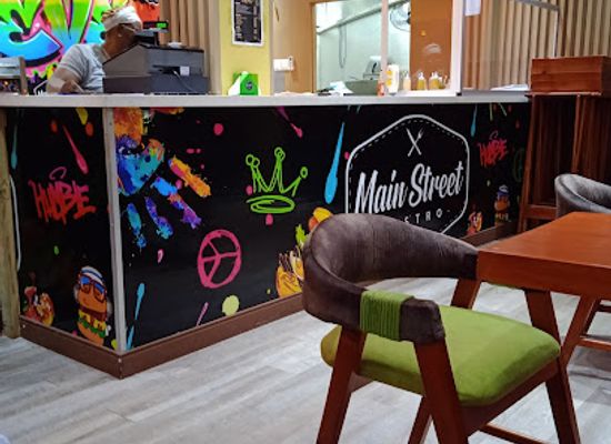 jamaica/north-coast/bar/8rivaz-ultra-lounge
