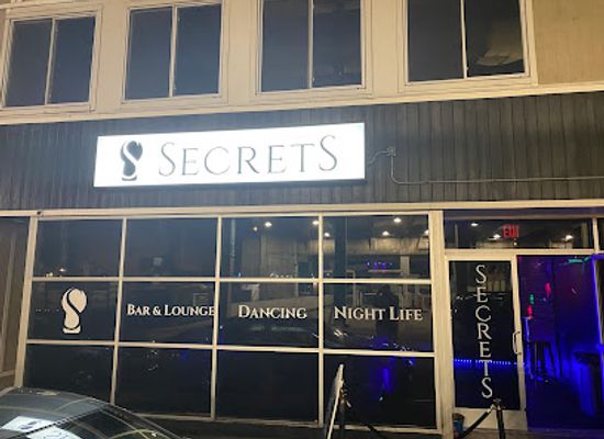 connecticut/new-haven-harbor/bar/secrets
