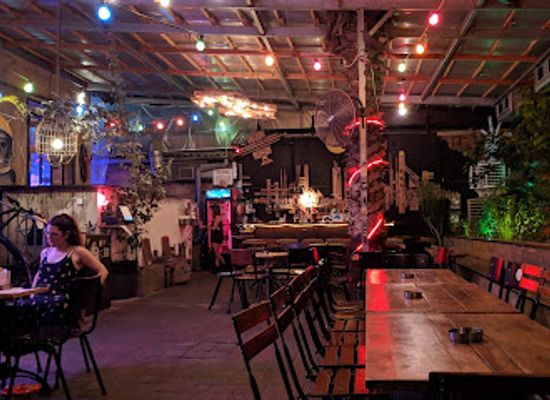 israel/tel-aviv/rothschild-boulevard/bar/sputnik-bar