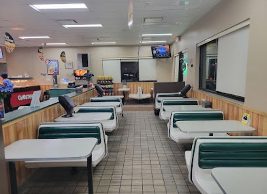 wyoming/red-desert/bar/subway