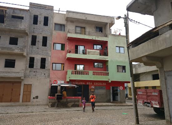 cabo-verde/espargos/bar/bar-aldira