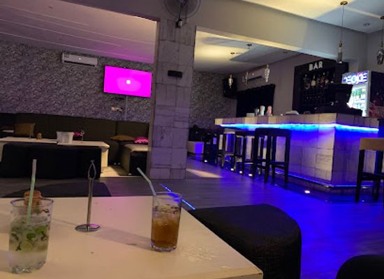 sierra-leone/port-loko/bar/decode-lounge