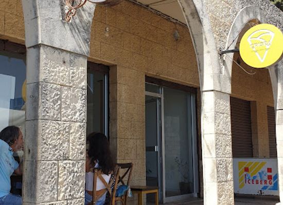 lebanon/deir-el-qamar/bar/token-burgers-and-more