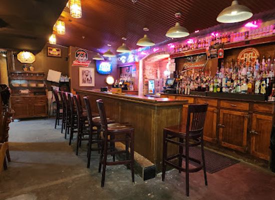 south-dakota/deadwood/bar/stan-ollie-s-pub-at-the-historic-iron-horse-inn