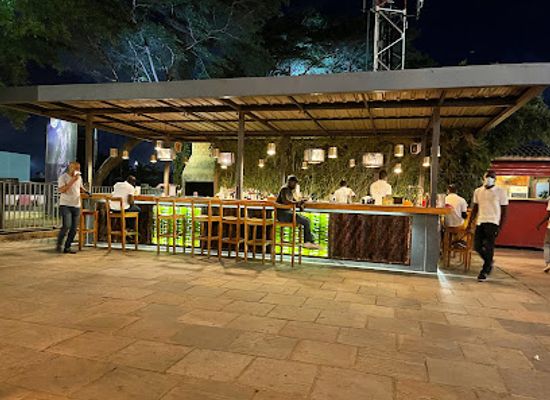benin/ouidah-beach/bar/code-bar