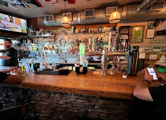 canada/regina/cathedral-village/bar/shannon-s-pub