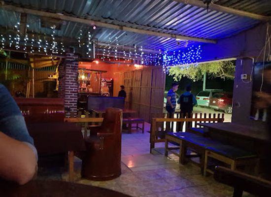 honduras/comayagua-valley/bar/camelot