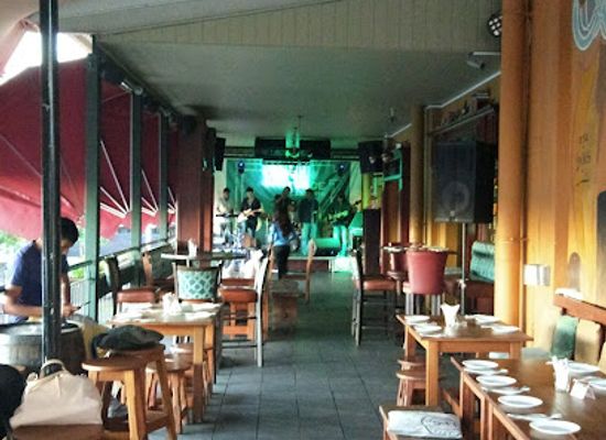 mauritius/agalega/bar/the-irish-pub-restaurant