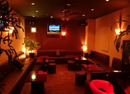 japan/chikugo/bar/lounge-den