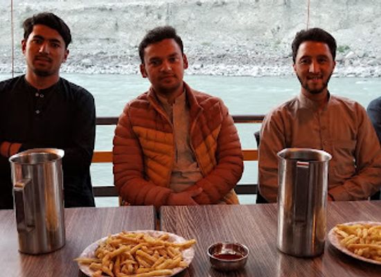 pakistan/gilgit-baltistan/bar/tik-goli-cafe