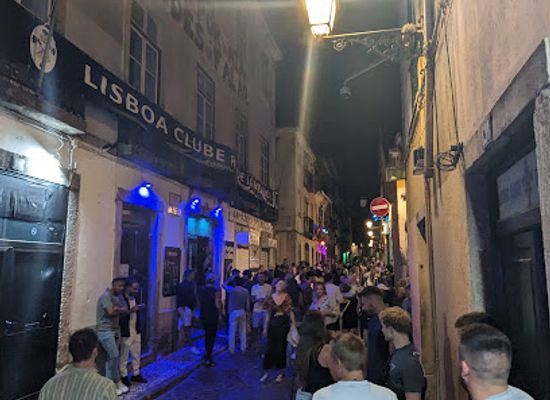 portugal/lisbon/bairro-alto/bar/kitsch-n-live-old-times-bairro-alto-2009-2019