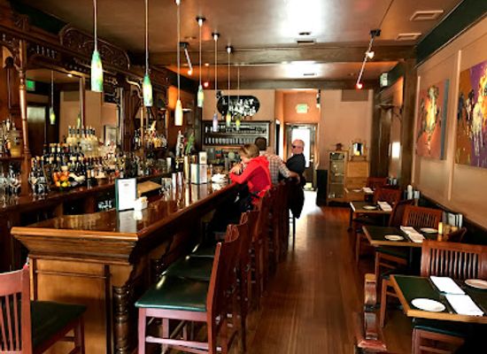 colorado/glenwood-springs/bar/juicy-lucy-s-steakhouse