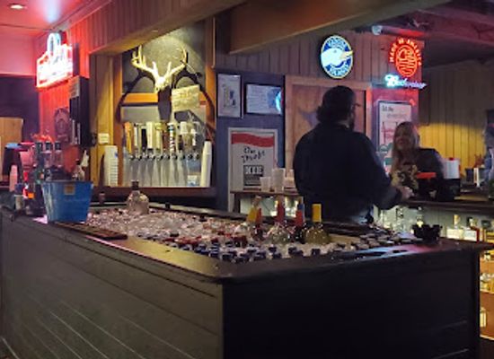florida/panama-city-beach/bar/whiskeys-saloon