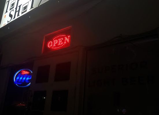 micronesia/mortlock-islands/bar/top-shot-pub