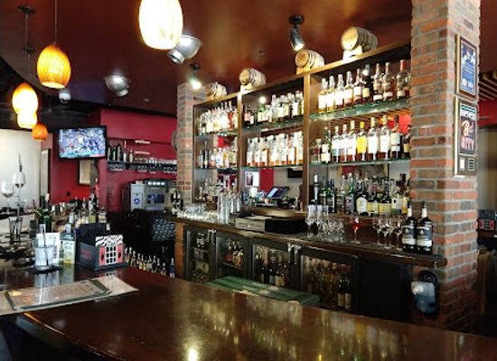 nevada/valley-of-fire-state-park/bar/double-helix-wine-whiskey-lounge