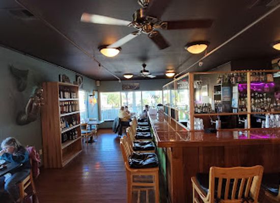 florida/apalachicola/bar/up-to-no-good-tavern
