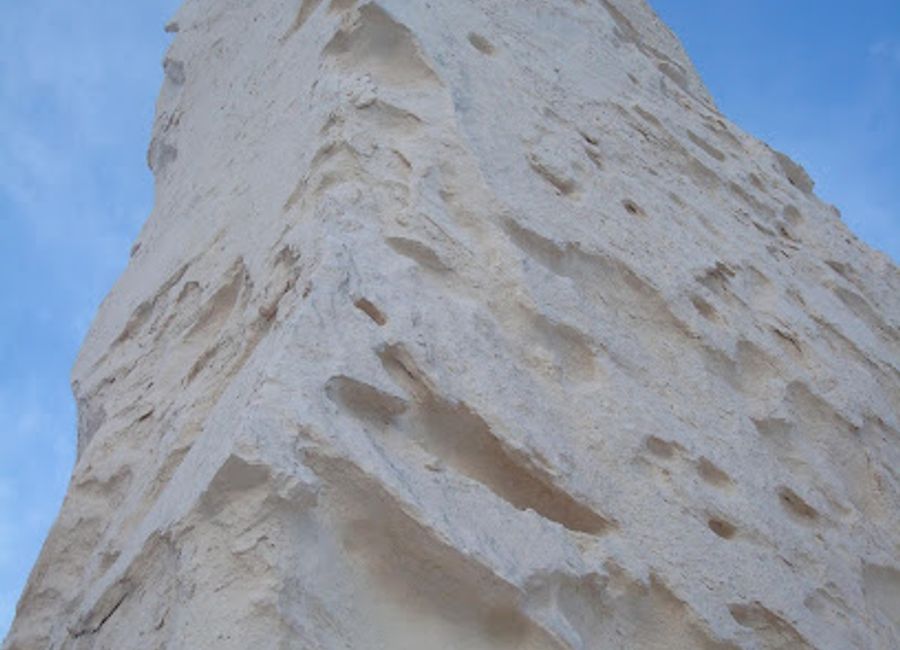 Discover the stunning landscapes and serene beauty of White Desert Camping in Al Farafra, a unique desert adventure awaits!