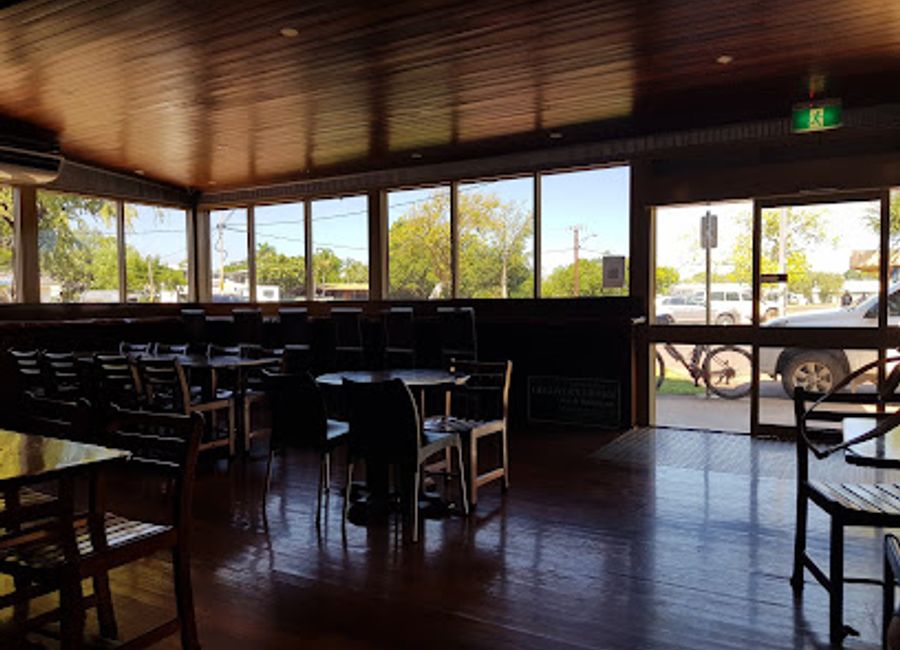Experience the rich flavors of Kununurra at Gullivers Tavern, a vibrant grill and liquor destination offering delightful meals and a warm atmosphere.