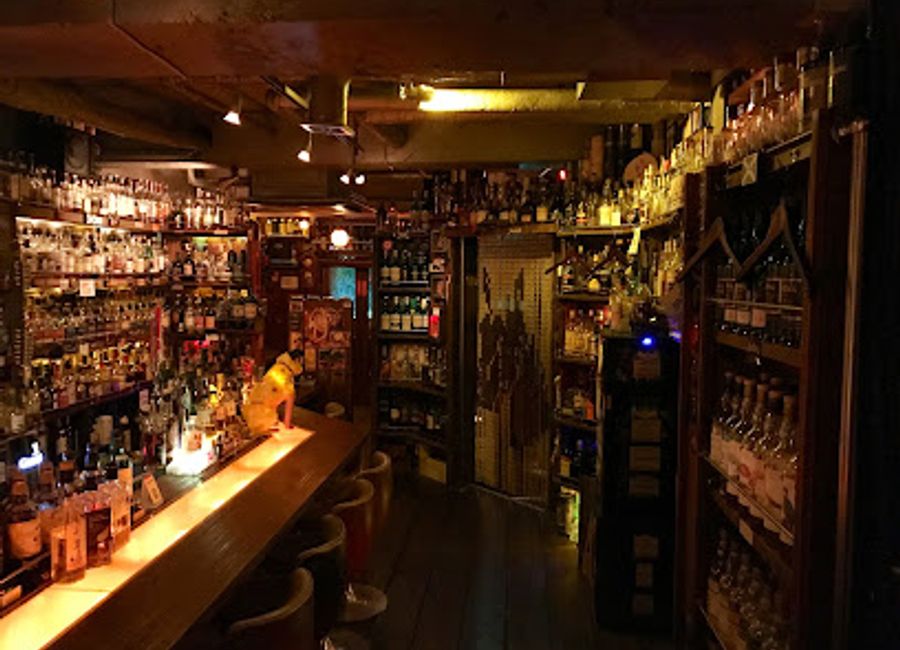 Discover the lively spirit of Kyoto at Caamm Bar, where traditional hospitality meets modern nightlife in a vibrant setting.