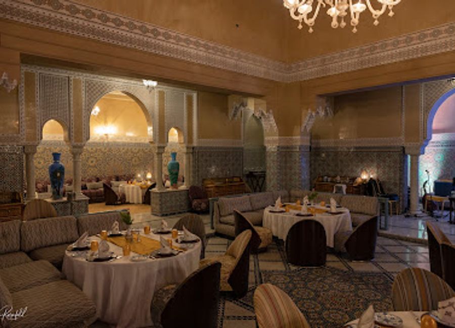 La Medaille: A vibrant live music bar in Fes offering a thrilling nightlife experience with local and international performances.