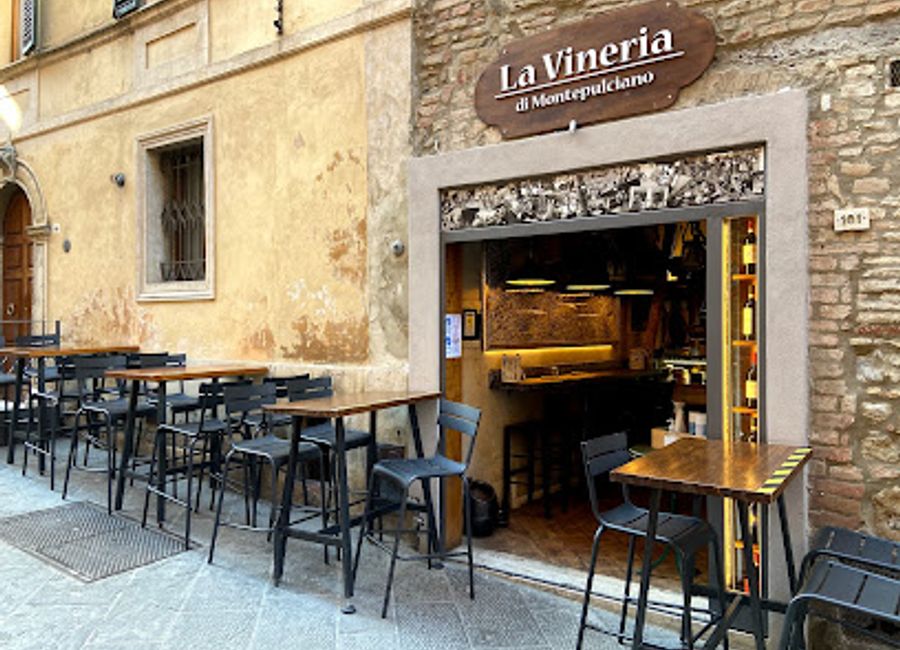 Discover the authentic taste of Tuscany at La Vineria di Montepulciano, where exquisite small plates and exceptional wines await you.