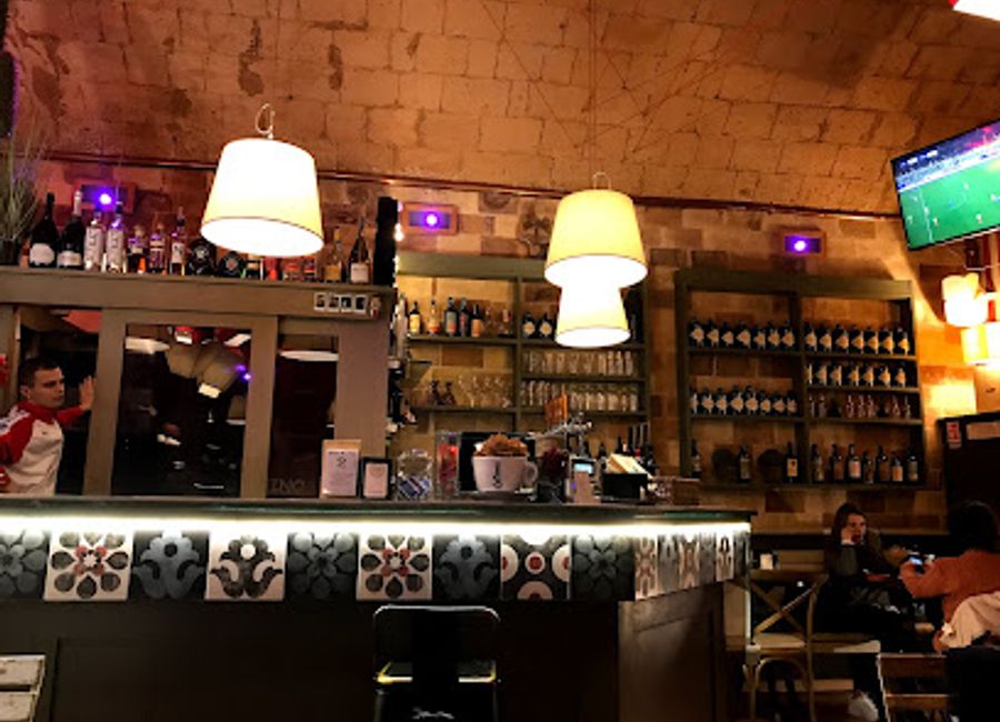 Discover the charm of Caffè Clandestino in Orvieto, where authentic Italian coffee culture meets a cozy atmosphere.