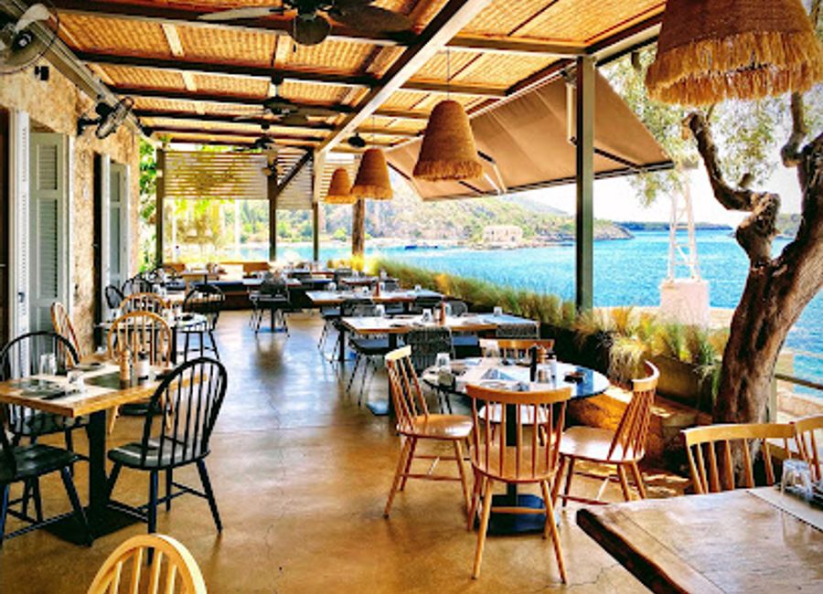 Experience the best of Greek cuisine and fine wines at Tikla Cuzina & Wine Bar in Kardamili, a true culinary delight on the coast.
