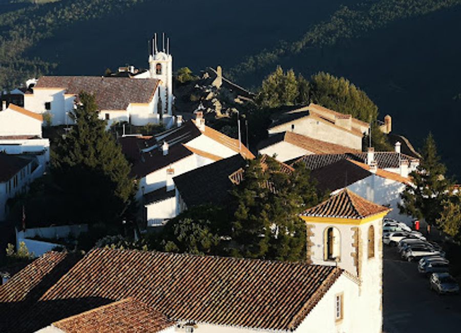Discover the cozy charm of O Castelo - Café Lounge in Marvão, where exquisite espresso meets breathtaking views.
