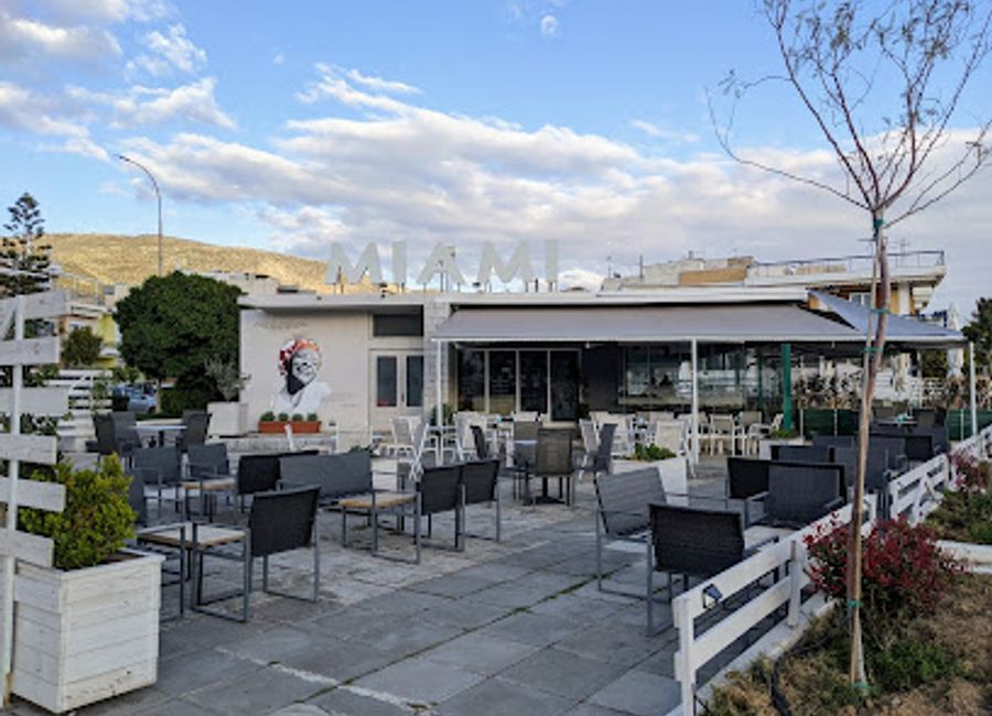 Experience the vibrant fusion of Greek culture and Miami flair at Miami Lounge Bar, where every sip transports you to a tropical paradise.