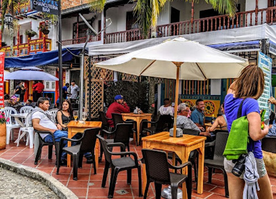 Discover the taste of Colombia at San Tropel Charcutería Bar, where vibrant flavors and a lively atmosphere come together in the heart of Guatapé.