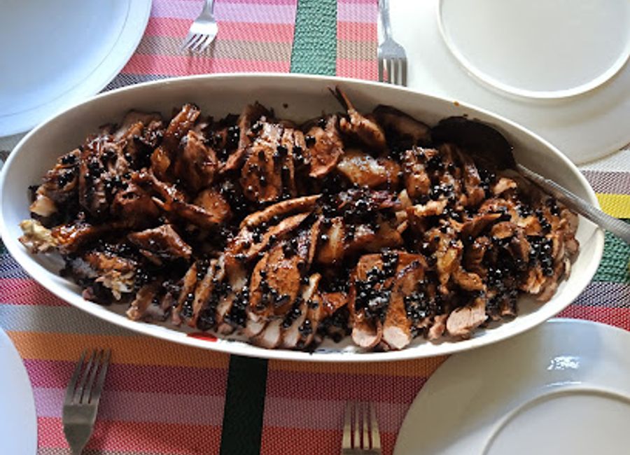 Experience delectable dining at La Terrasse, a family-friendly restaurant in Antalaha, offering local flavors and a warm atmosphere for all ages.