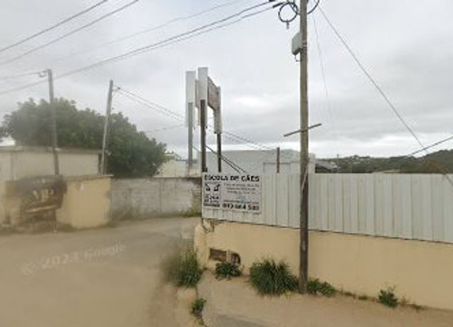 Discover the charm of Vip Sintra, a cozy bar in Terrugem, serving delightful beverages in a warm and inviting atmosphere for travelers seeking relaxation.