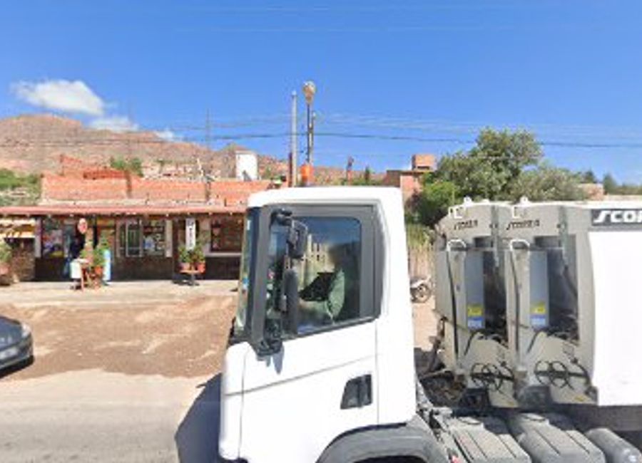 Immerse yourself in local culture at La Carpa de Doña Panchita, where delightful drinks meet vibrant community spirit in the heart of Tilcara.