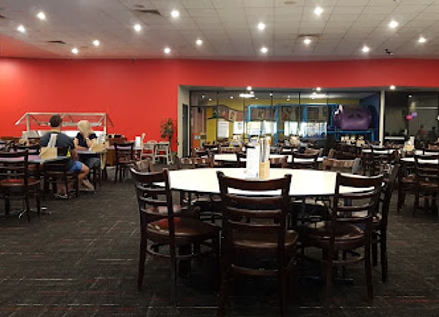 Experience the vibrant nightlife at Gillen Club, where local culture meets an exciting bar and club atmosphere in the heart of Gillen.