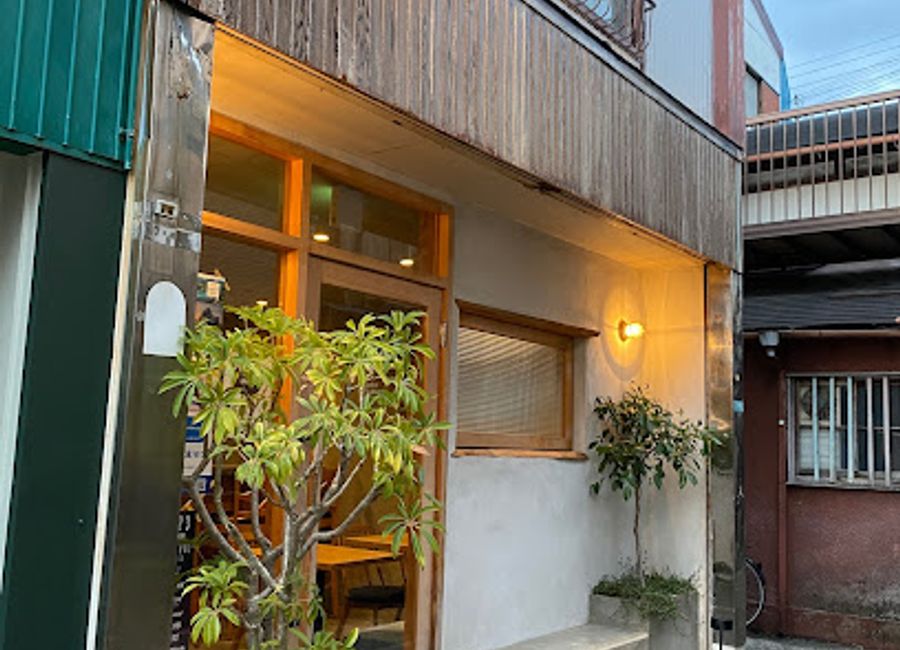 Experience authentic local cuisine and exquisite wines at Wine Kumano, a must-visit restaurant in Wakayama for food and wine lovers.