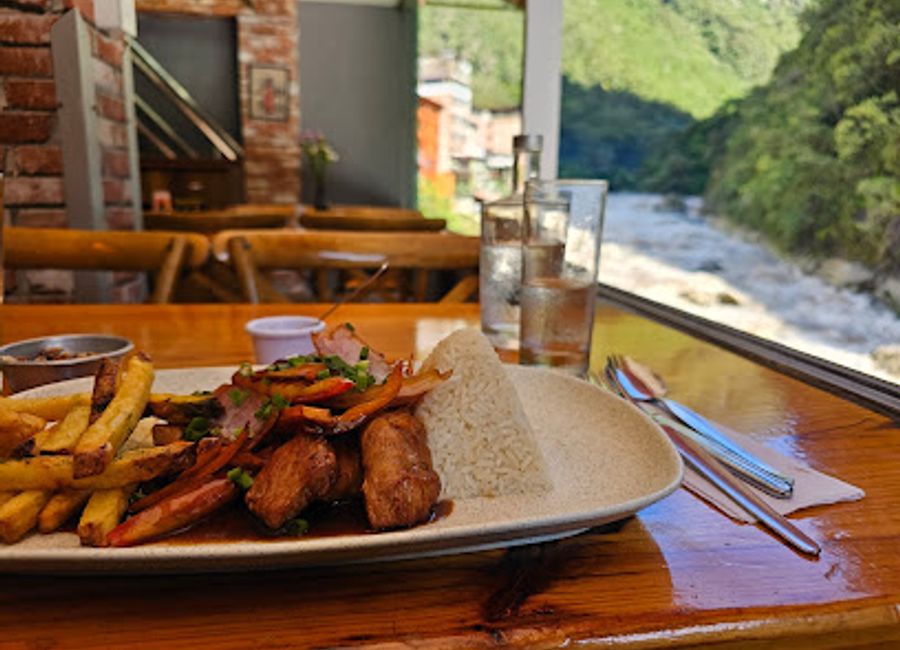 Experience the vibrant flavors of Peru at Mapacho Craft Beer Restaurant, where traditional cuisine meets artisanal brewing in the heart of Cusco.