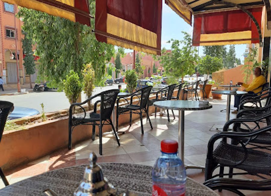Discover the authentic flavors of Morocco at Café Perla in Tinghir, a cozy grill and café perfect for every meal.