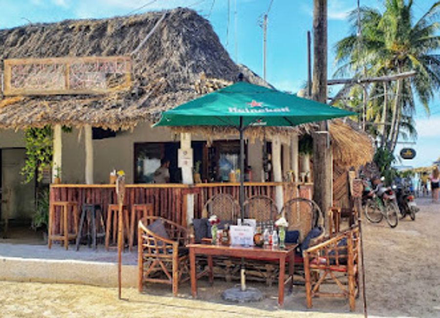 Discover the vibrant flavors of Holbox at The Hot Corner, a popular gastropub offering fresh seafood and a lively atmosphere.